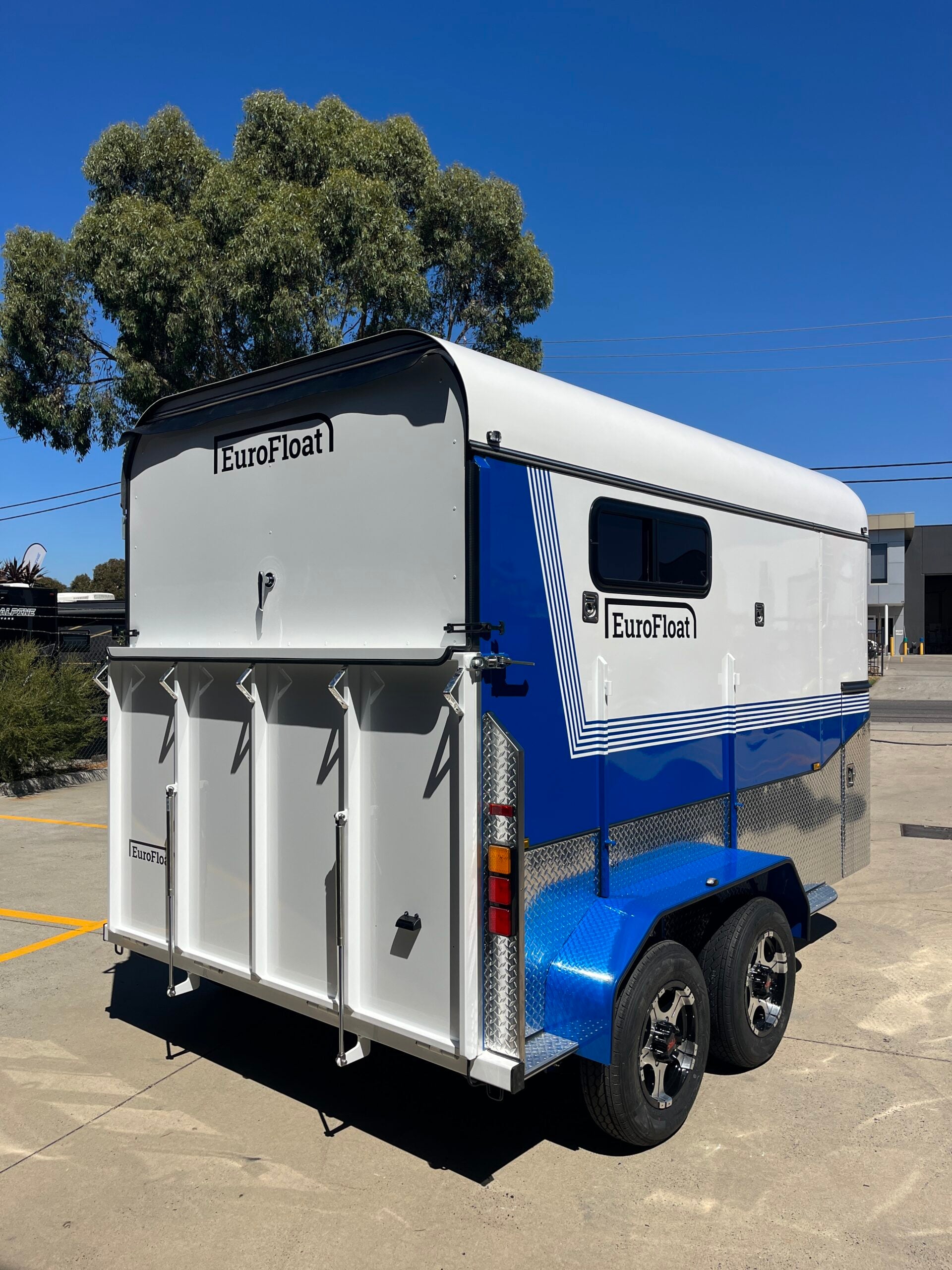 2HSL-L600 SN WB Prestige Series Standard Package