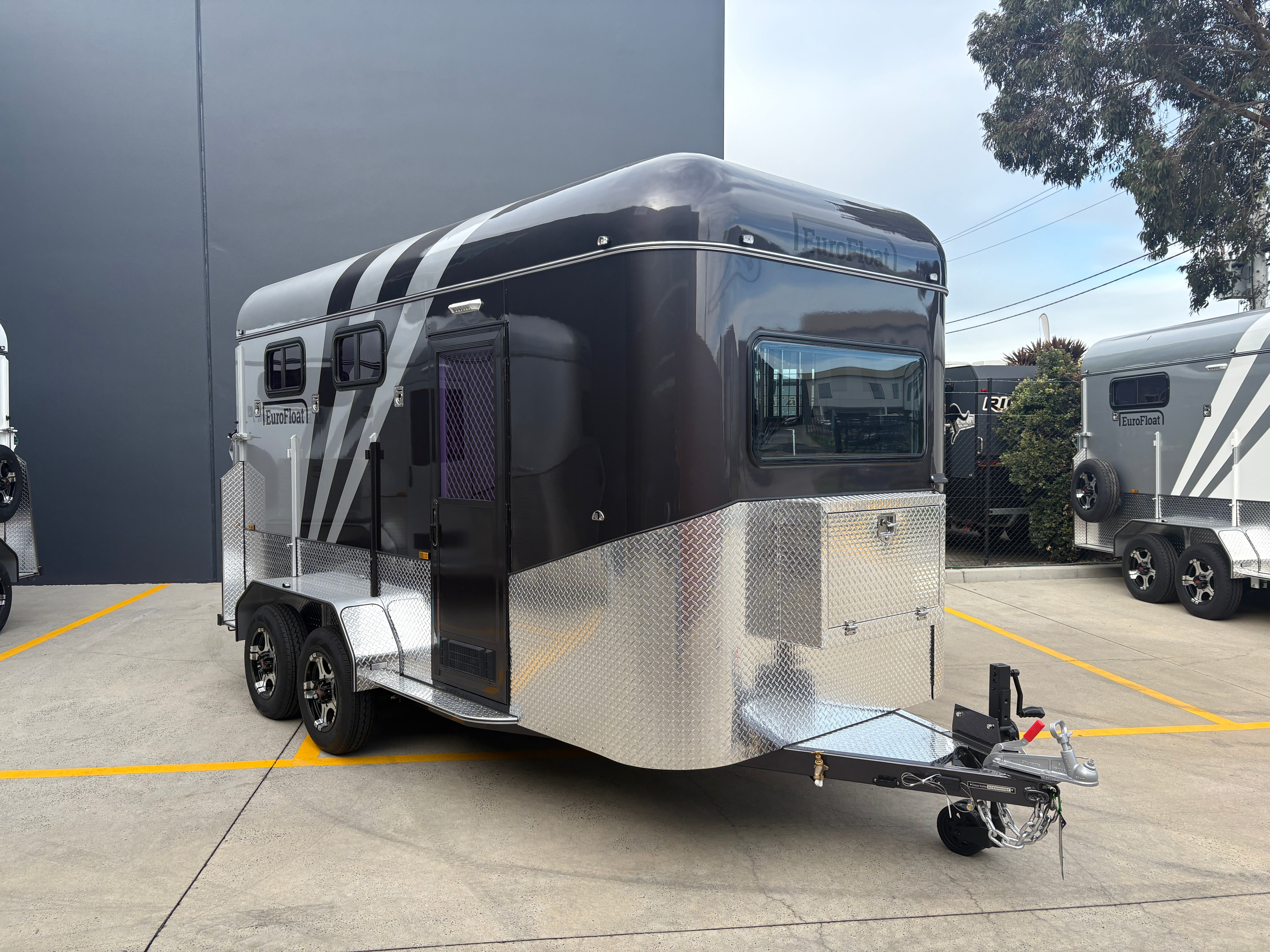 2HAL-L860 SN Prestige Series Deluxe Package