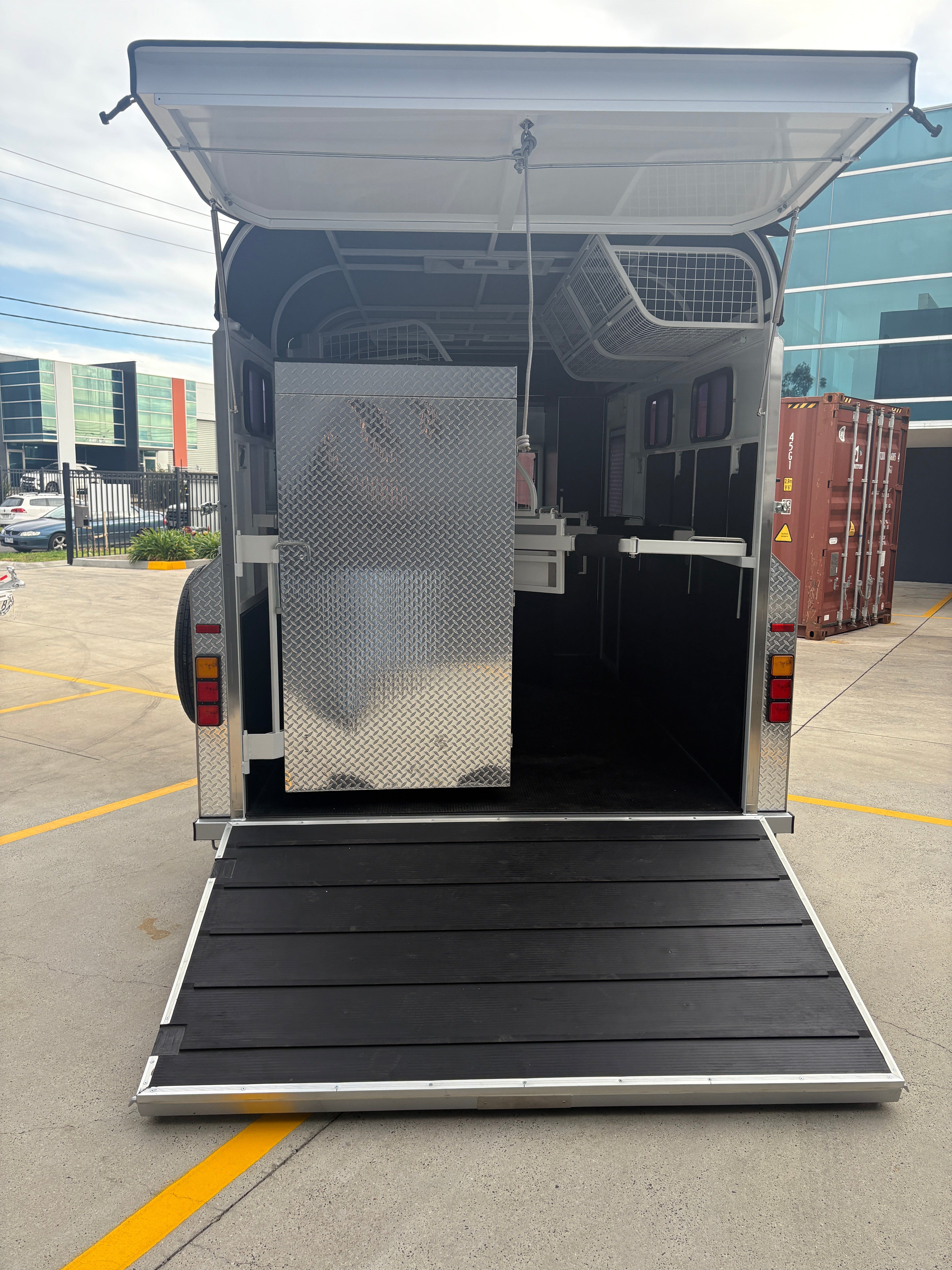 2HAL-L860 SN Prestige Series Deluxe Package
