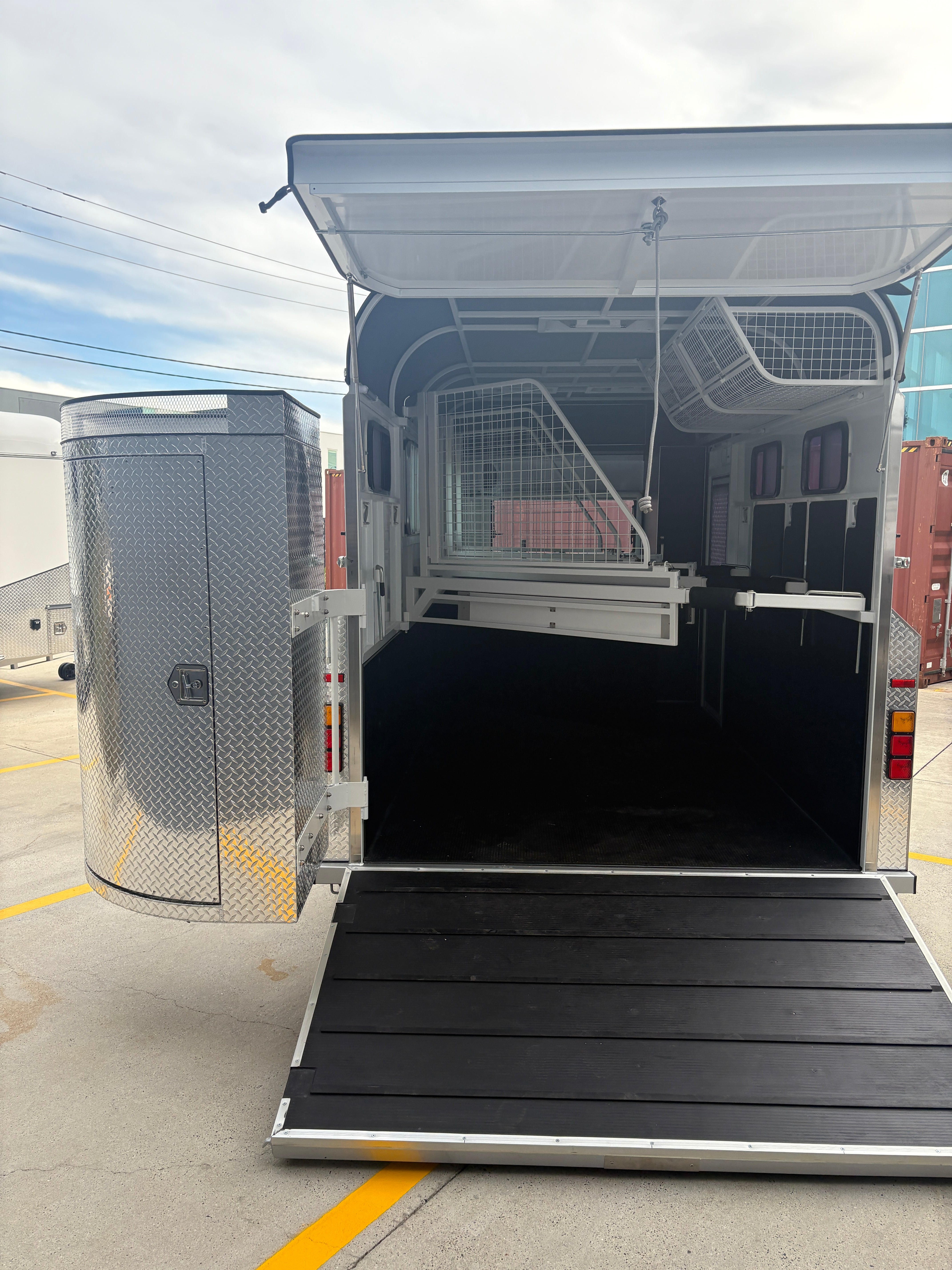 2HAL-L860 SN Prestige Series Deluxe Package